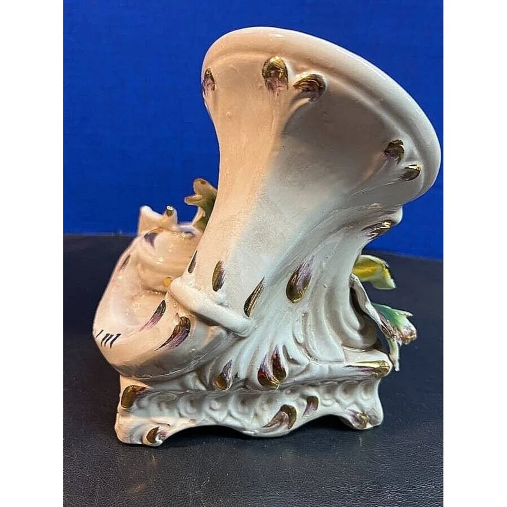 Vintage Italy Capodimonte Floral Phonograph w/Gold accents Large 8